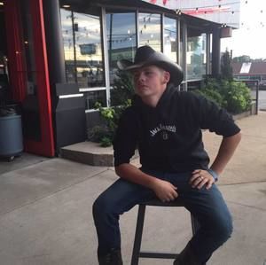 Meet your Posher, Alex